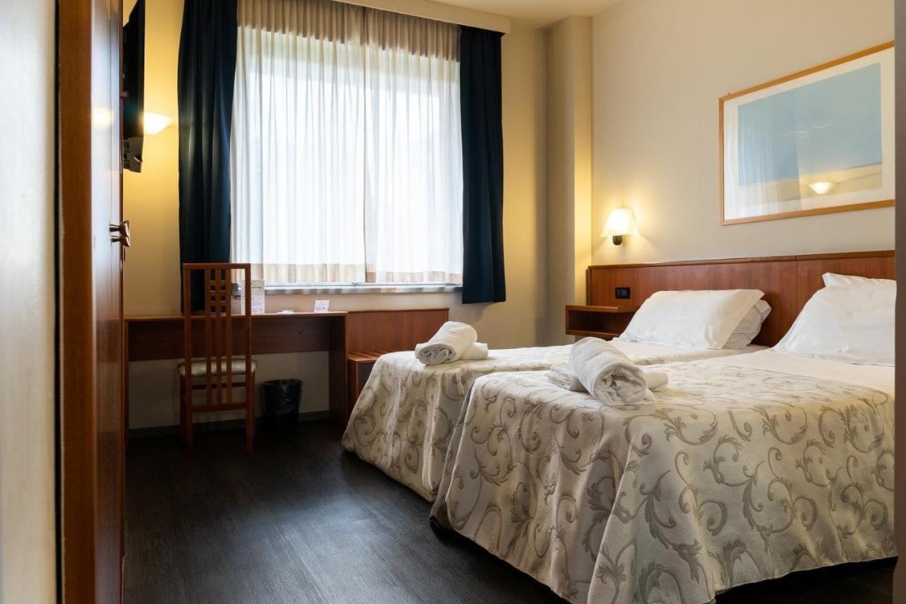 B&B Hotel Torino President Exterior foto